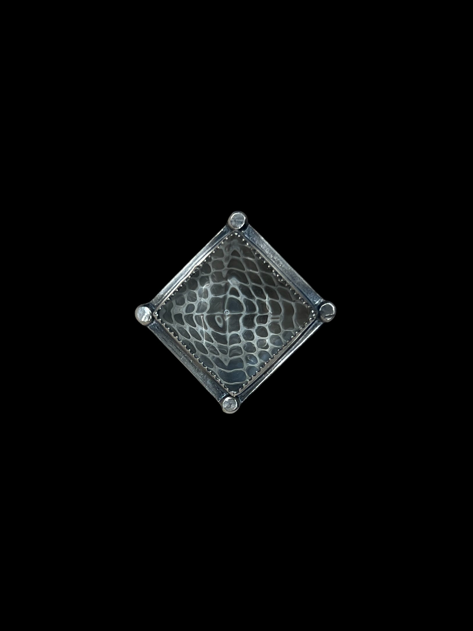 serpent suckerpunch ring