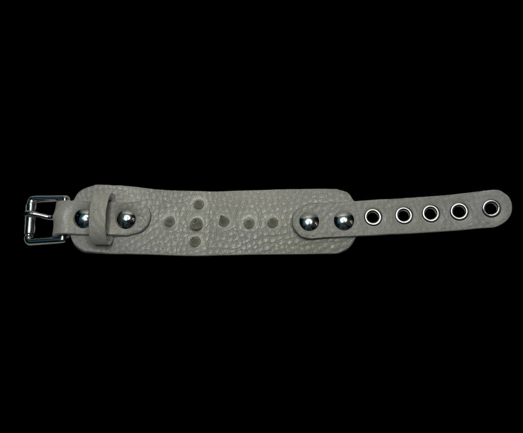cross buckle cuff