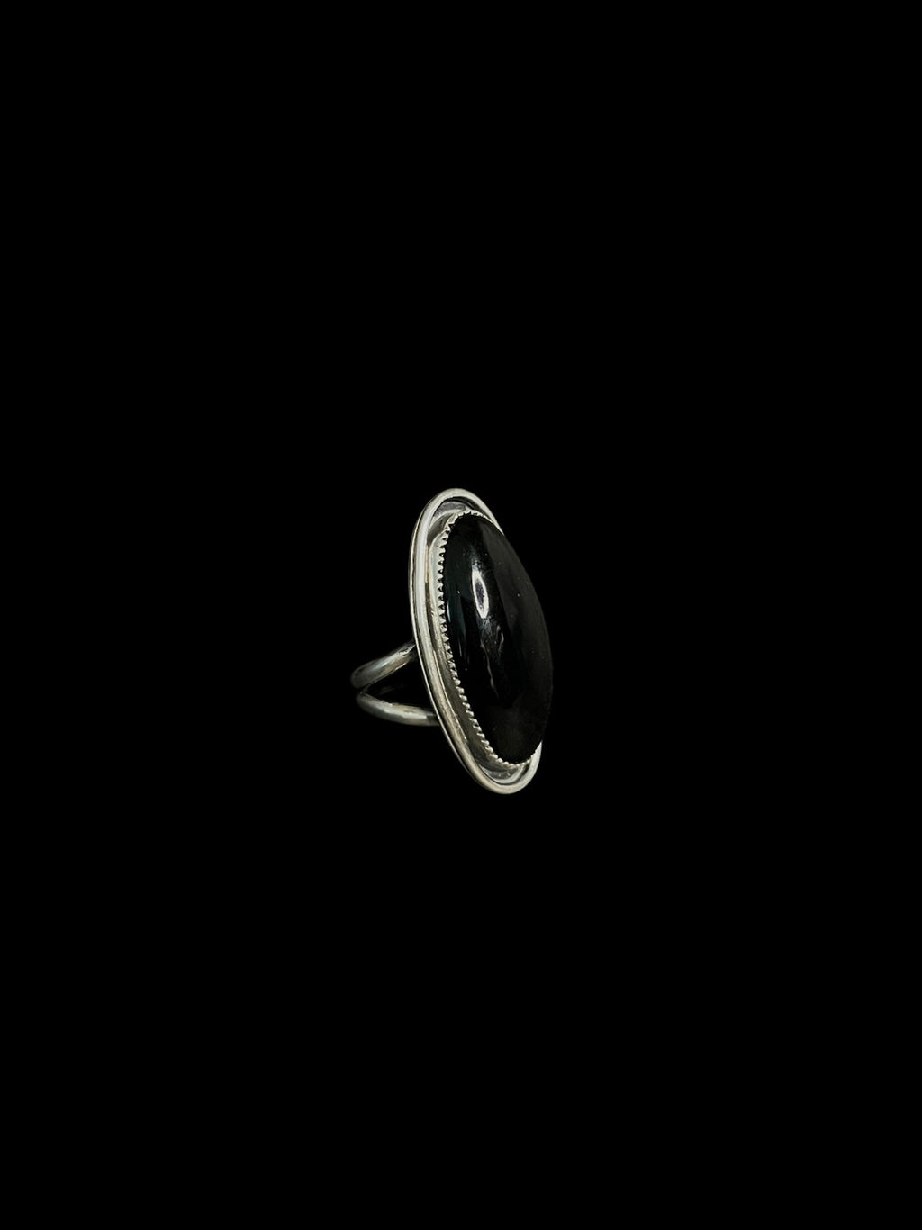 onyx oval ring
