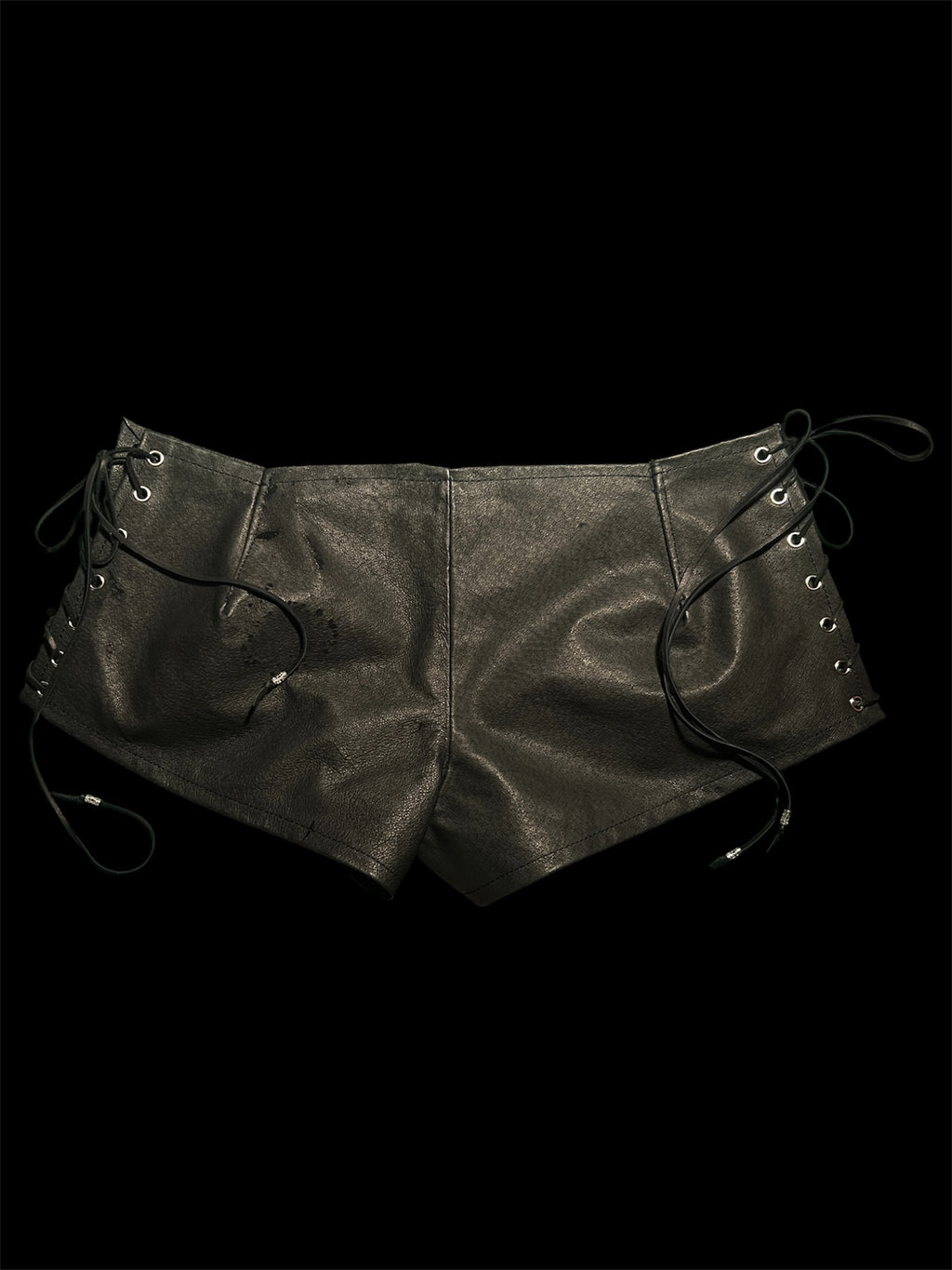 lace-up leather hotpants