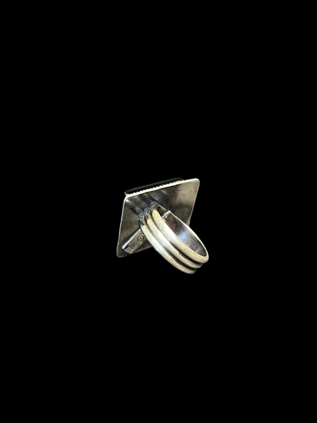 onyx suckerpunch ring