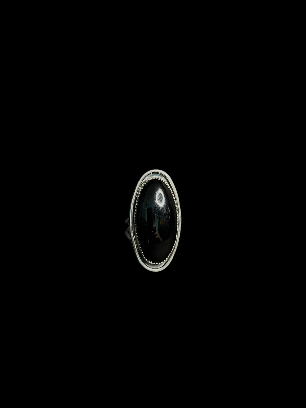 onyx oval ring