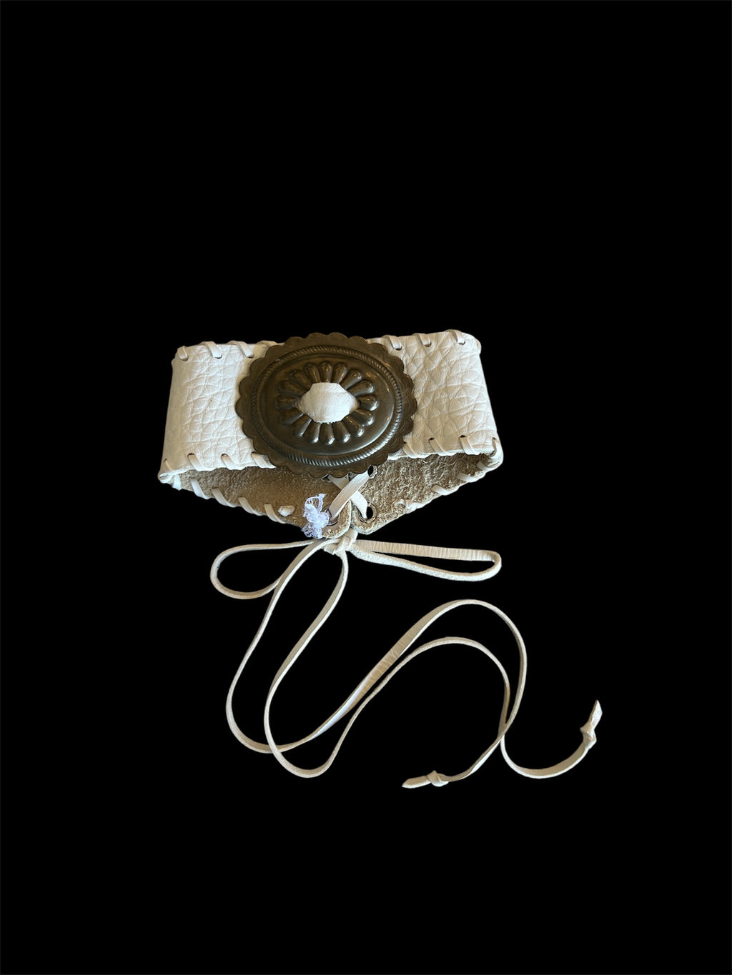 reclaimed concho choker (ivory)