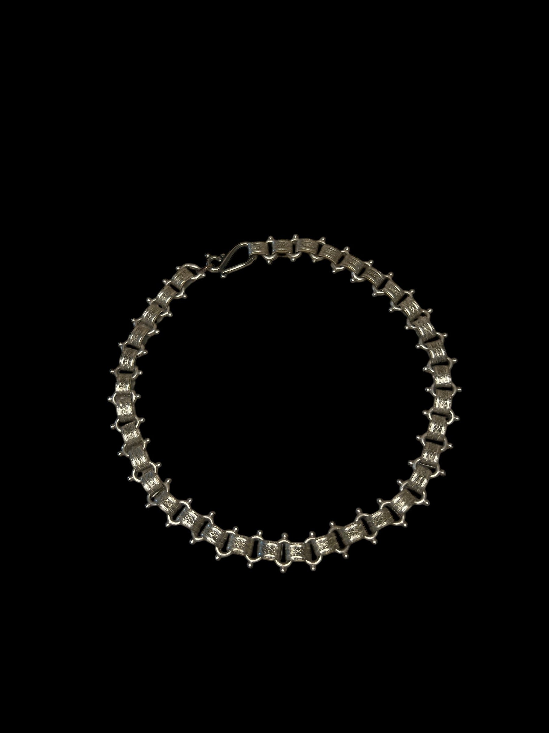 silver antique chain choker