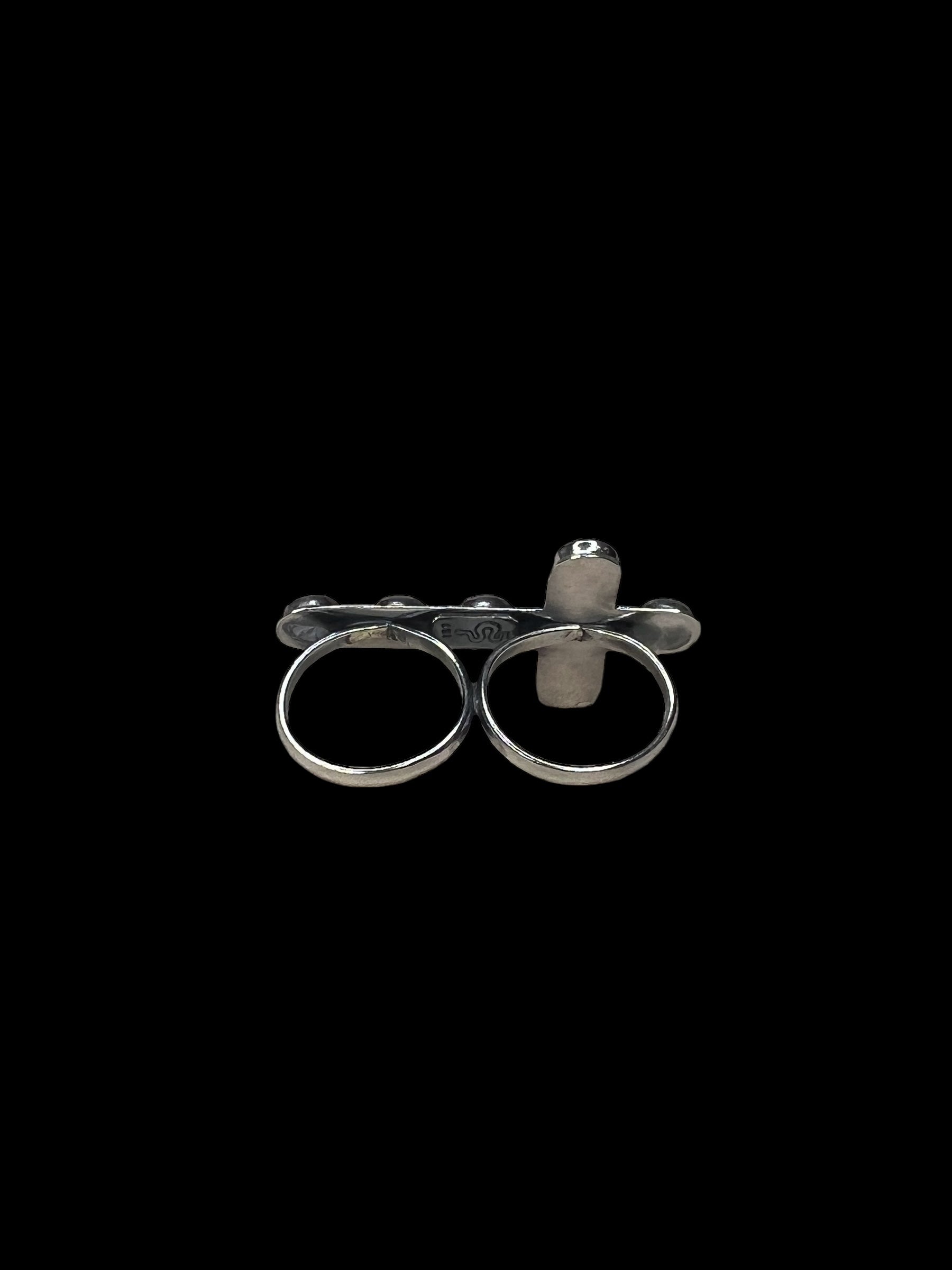 double crossed ring